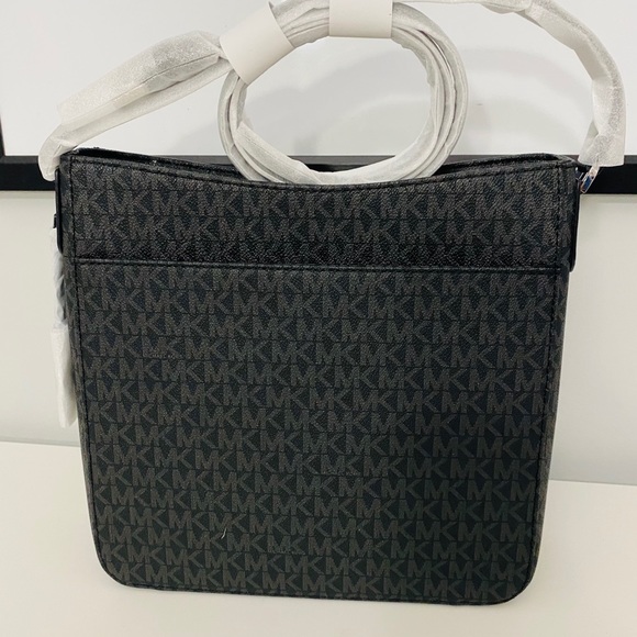 Michael Kors Messenger Bag - Picture 3 of 4